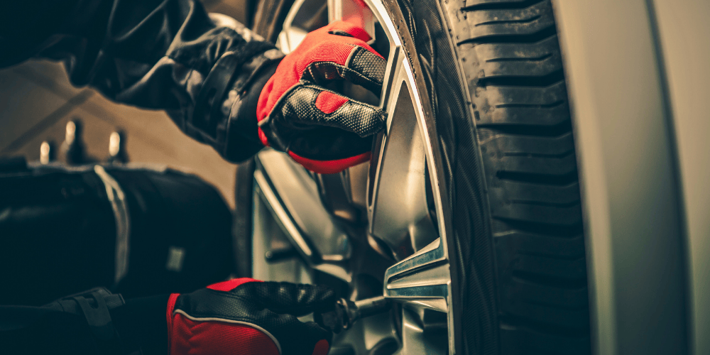 冬タイヤからノーマルタイヤに戻すタイミング｜失敗しない交換時期と注意点